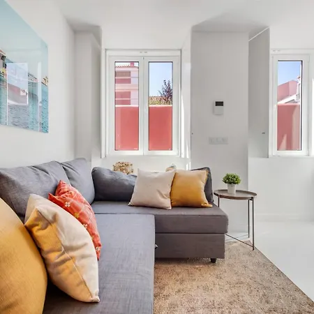 Apartament 1br Charming In The Heart Of Santos | By Airnest